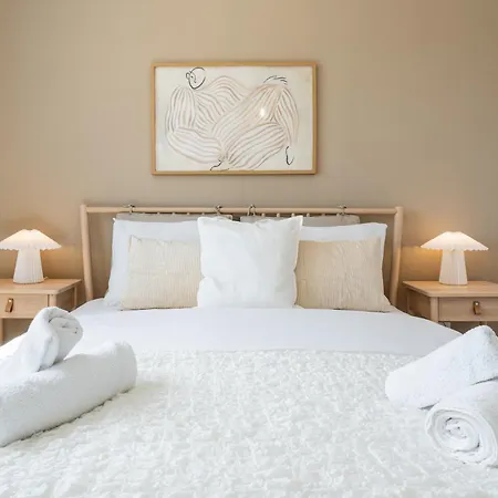 Апартаменти Vervana 2-bedroom *